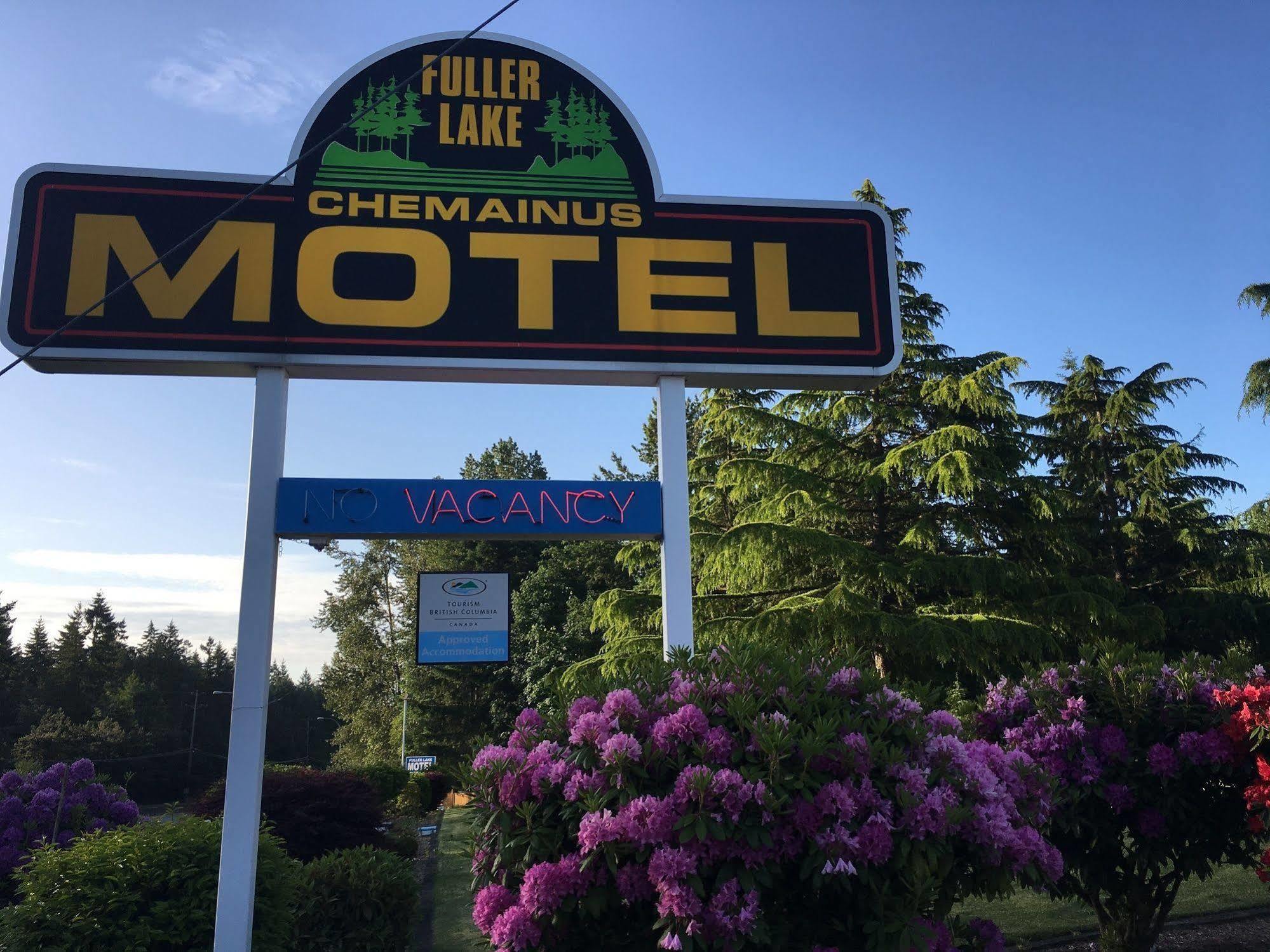Fuller Lake Chemainus Motel Eksteriør billede